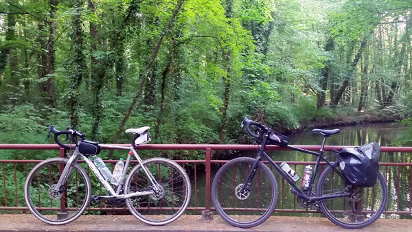 Fahrradweg Spreewald (Gurkenradweg) Fahrräder auf einer Brücke