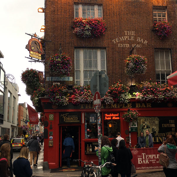 The Temple Bar Pub in Dublin